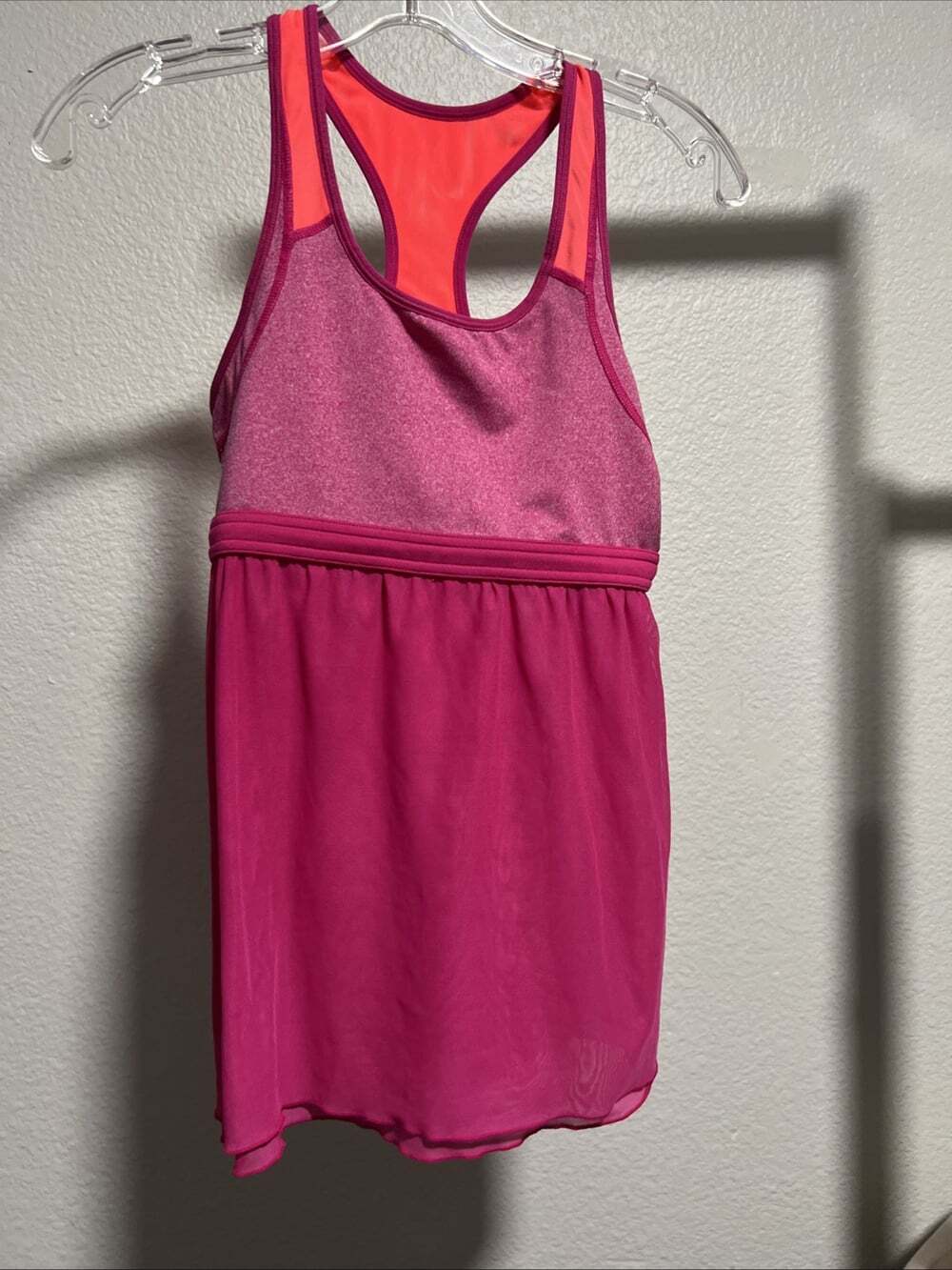 Brooks Women’s Running Tank Top Size Medium Pink